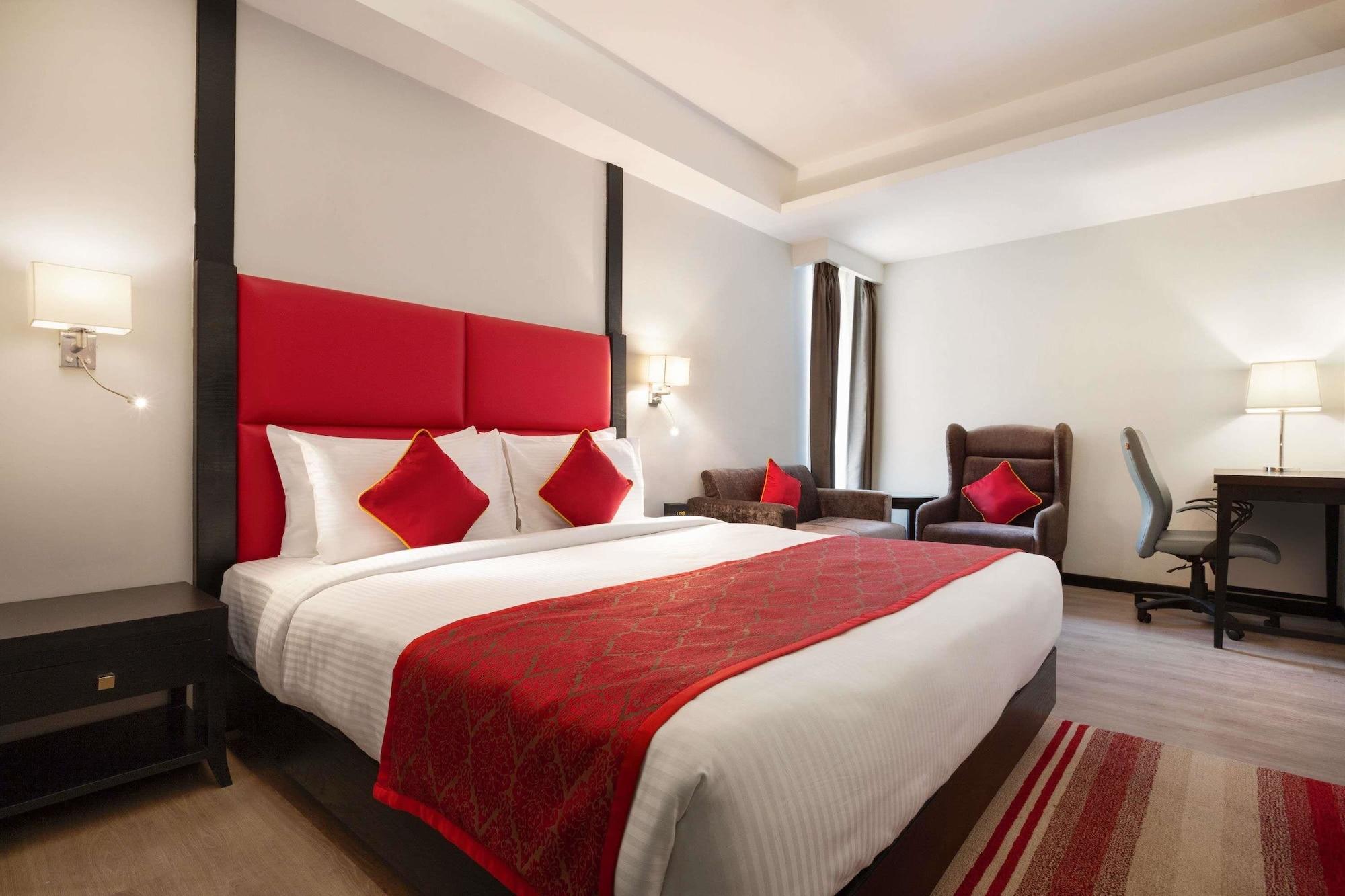 Ramada Encore Jalandhar Bagian luar foto