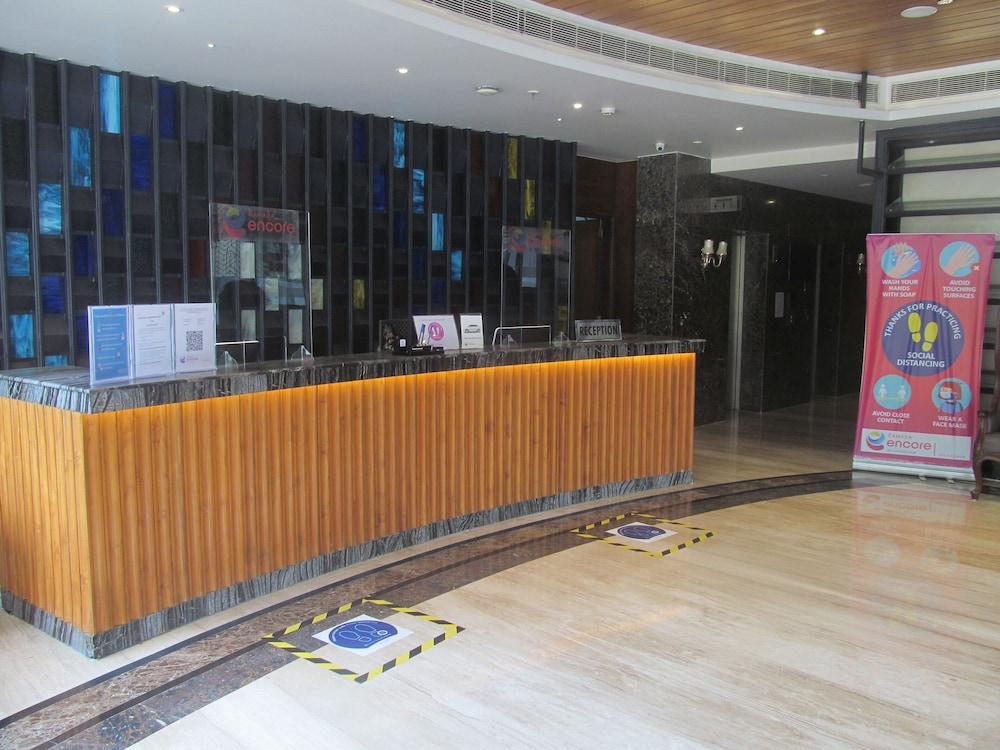 Ramada Encore Jalandhar Bagian luar foto
