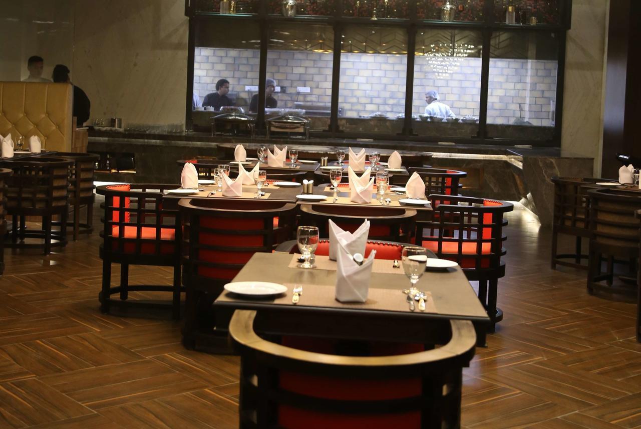 Ramada Encore Jalandhar Bagian luar foto