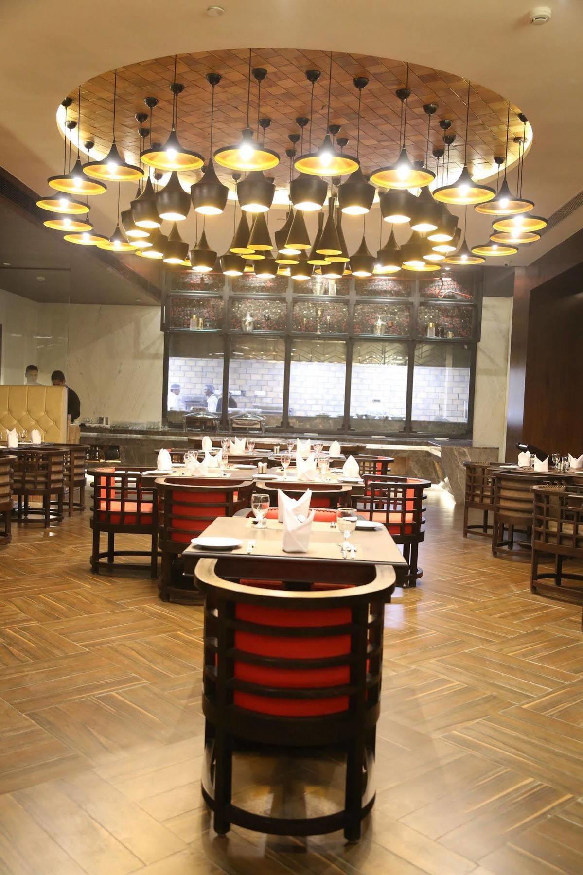 Ramada Encore Jalandhar Bagian luar foto
